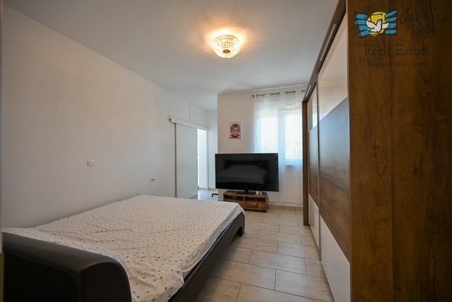 ISTRA, Novigrad - Appartamento in ottima posizione a 500 m dal mare