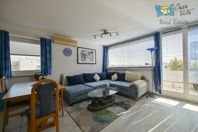 ISTRA, NOVIGRAD - casa a schiera con due appartamenti e garage