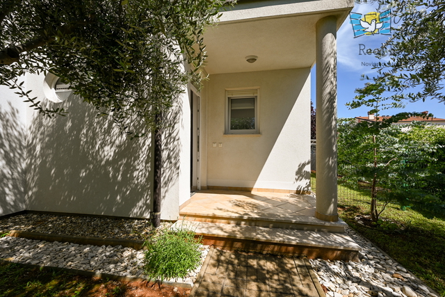 House, 90 m2, For Rent, Novigrad