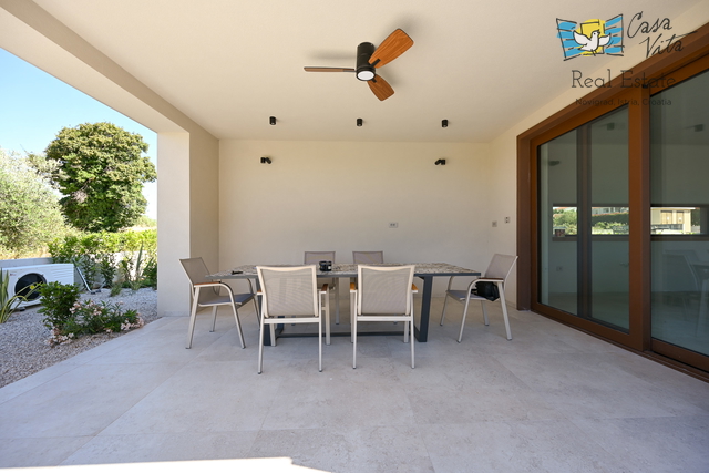 ISTRA, POREČ - Modern house with a pool 2 km from the sea!