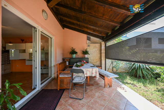 Casa, 120 m2, Vendita, Poreč