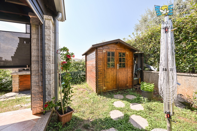 Casa, 120 m2, Vendita, Poreč