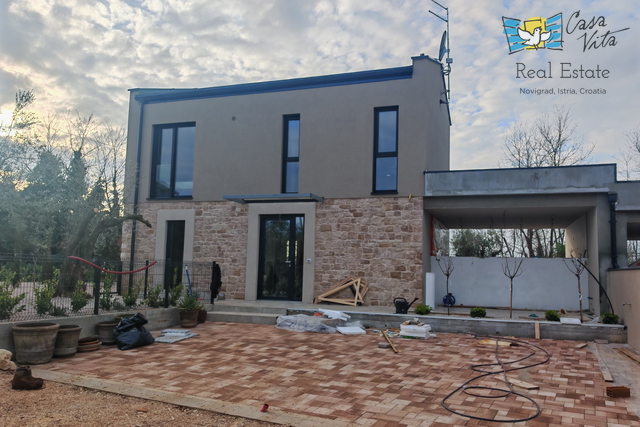 ISTRA- NOVIGRAD, okolica- novogradnja u u mirnom okruženju