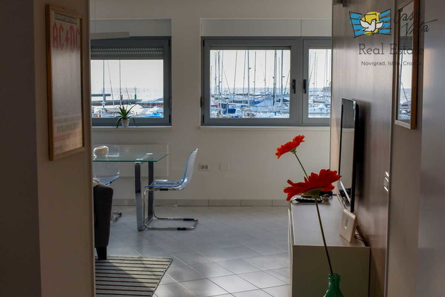 ISTRA; NOVIGRAD - Wohnung in Novigrad 50 m vom Meer entfernt!