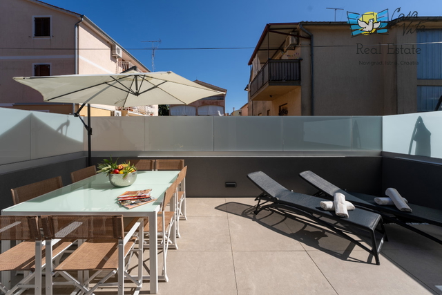 ISTRA, FUNTANA - Reihenhaus mit Pool in Meeresnähe