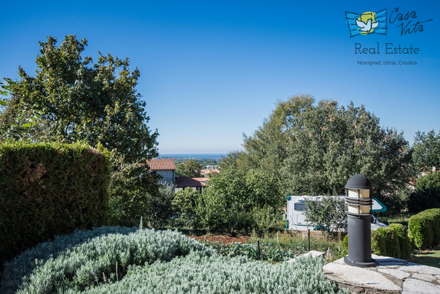 ISTRA, POREČ - Beautiful ground floor house in the vicinity of the city of Poreč with a wonderful sea view!