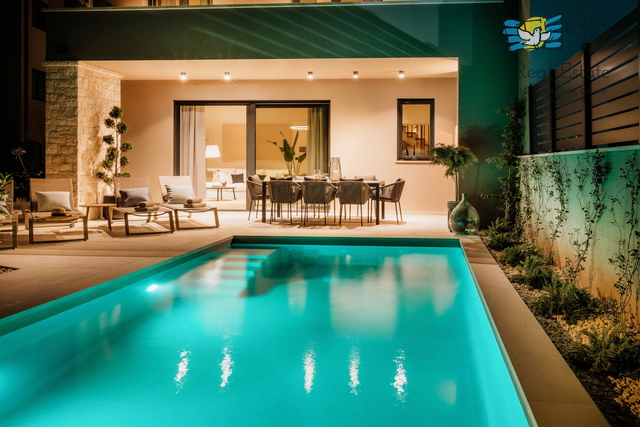 ISTRA, POREČ - Moderna dvojna kuća u okolici grada Poreča