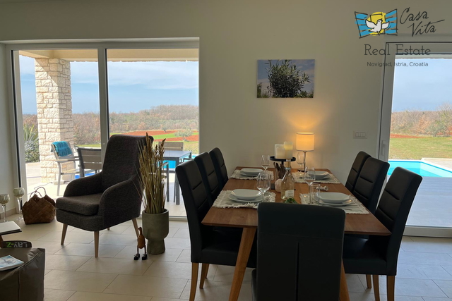 ISTRA, NOVIGRAD- Lijepa i kvalitetna kuća nedaleko Novigrada