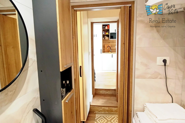 ISTRIA, NOVIGRAD - Small ground-floor apartment 500 m from the sea!