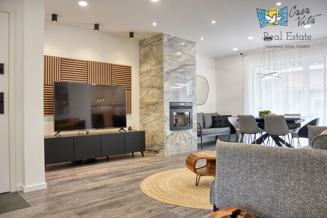 Poreč – Prostran stan 100 m², 800 m od mora