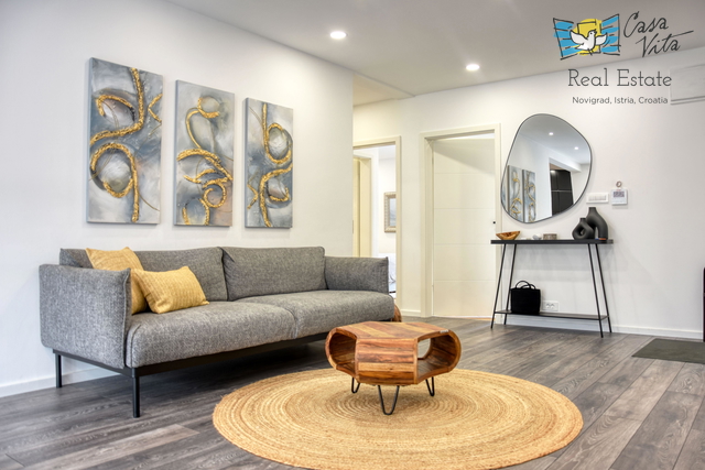 Poreč – Prostran stan 100 m², 800 m od mora